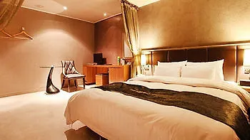 Imt 1 Hotel Szöul